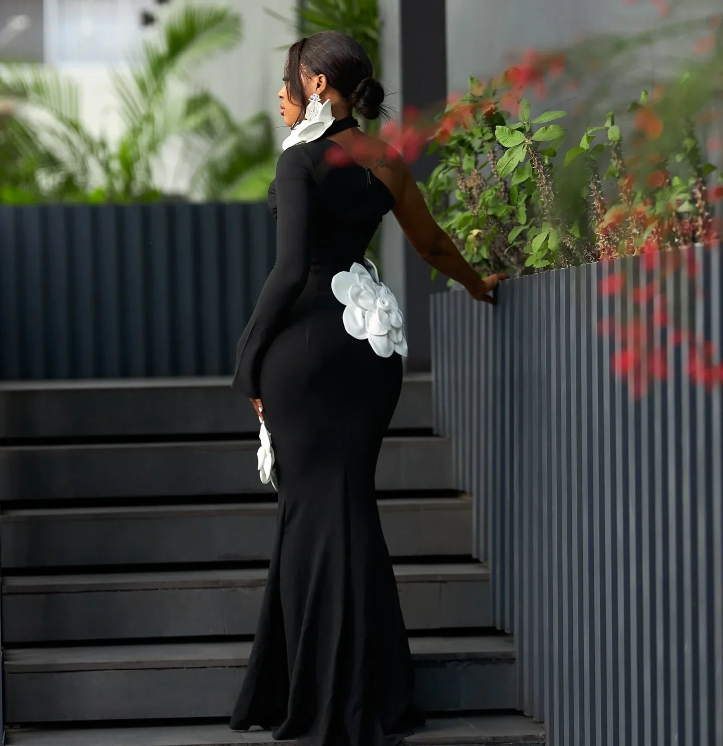 Black Color Women Sexy Long Sleeve One Shoulder White Florals Bodycon Long Bandage Dress Celebrate Evening Party Birthday Wear