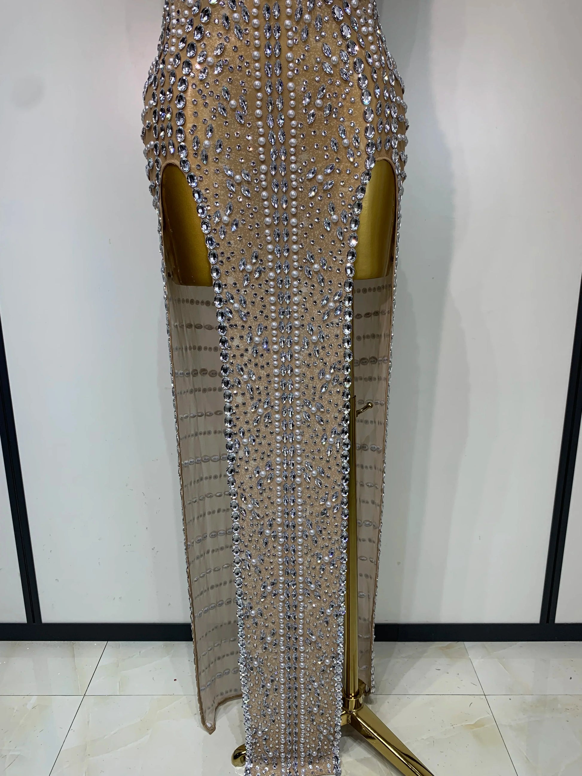 Women Sexy Sparkly Diamonds High Split Maxi Dresss Mesh See Through V Neck Performance Singer Costume Luxury Birthday Vestido