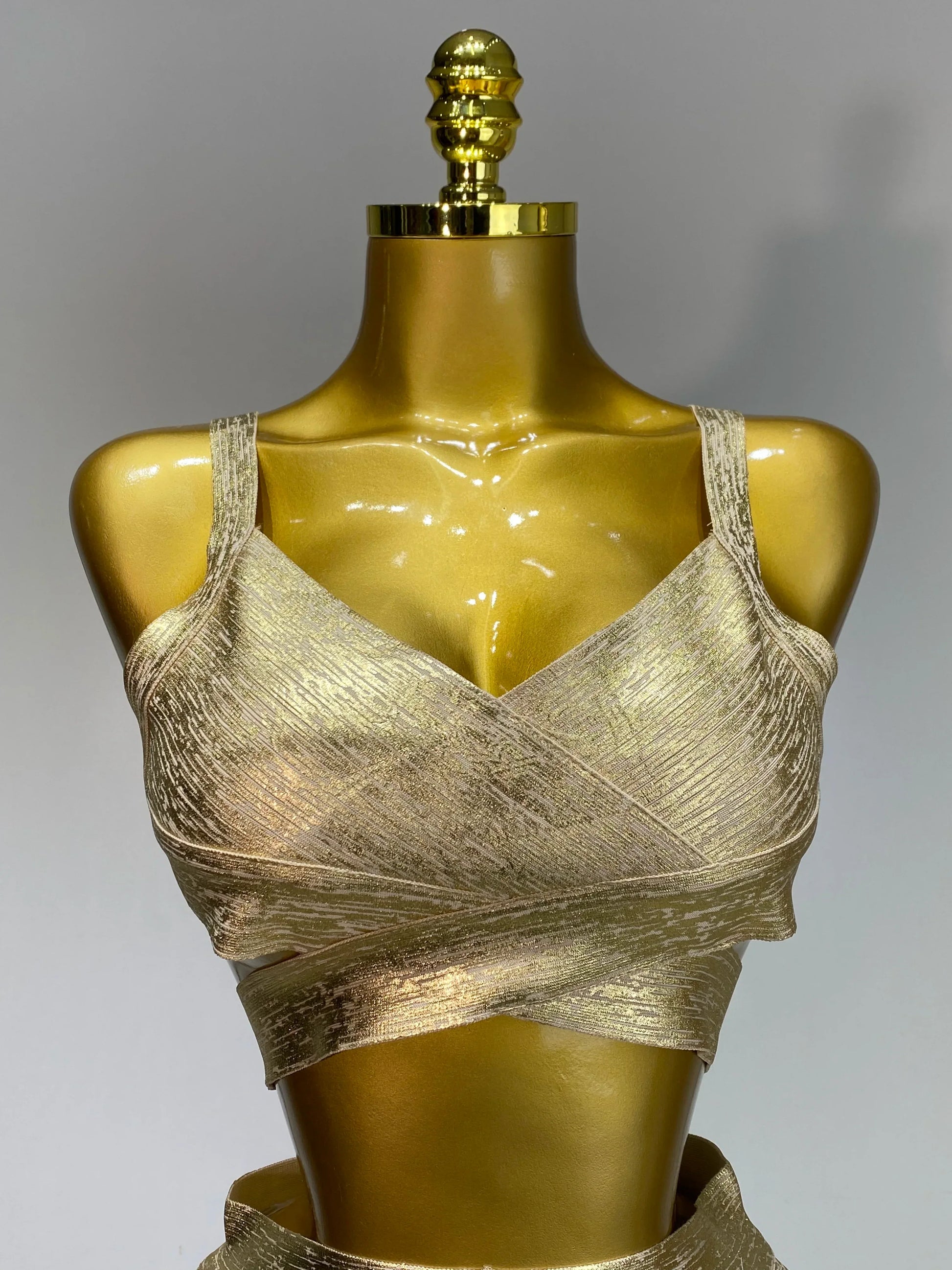 New Summer Sexy V Neck Gold Bandage Two Pieces Set Women Charming Celebrity Bodycon Skirt Suits Club Birthday Vestido