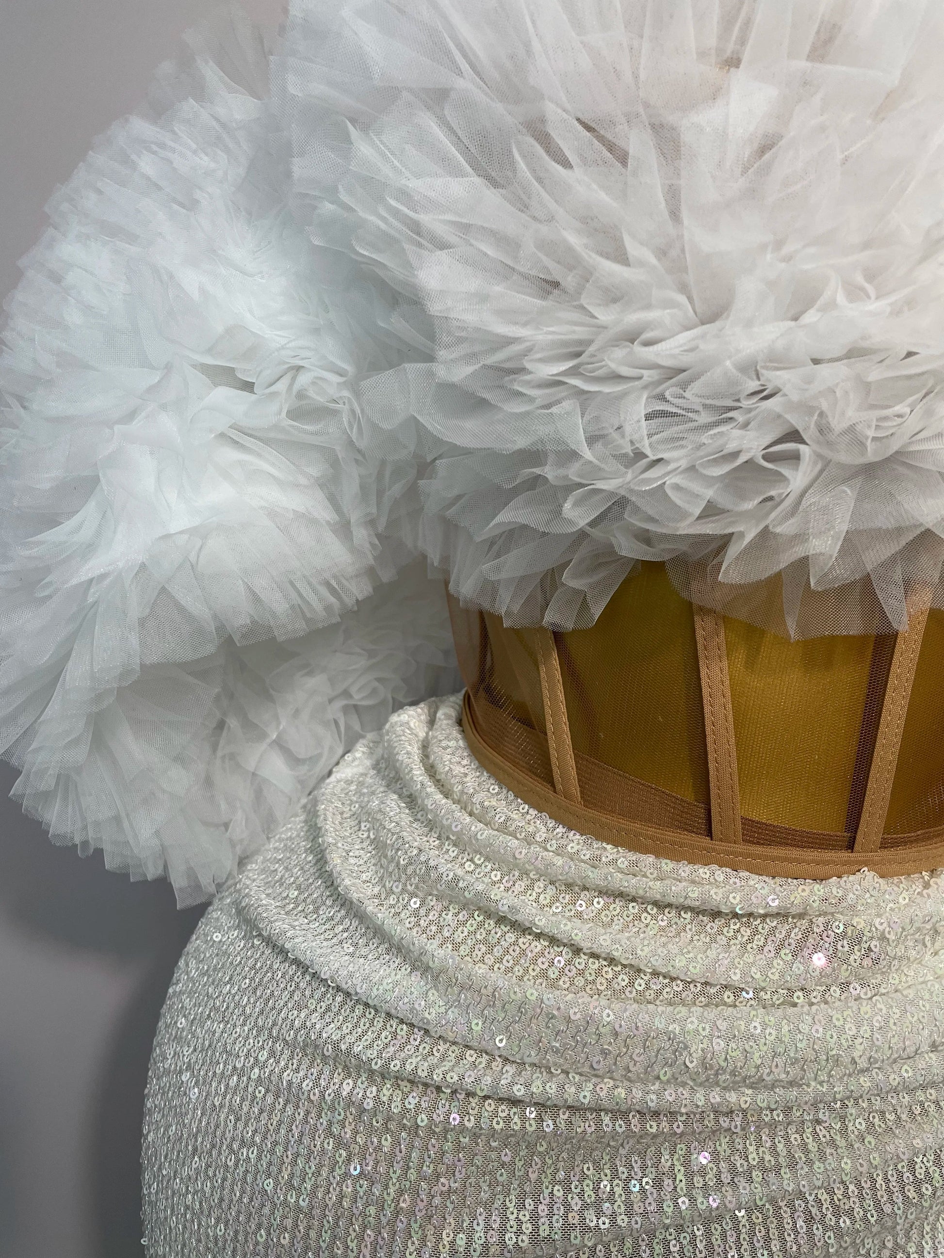 Women White Sequins Top Short Skirt Two Pieces Set Sexy Celebrate Evening Prom Birthday Dress Nightclub Stage Outfit