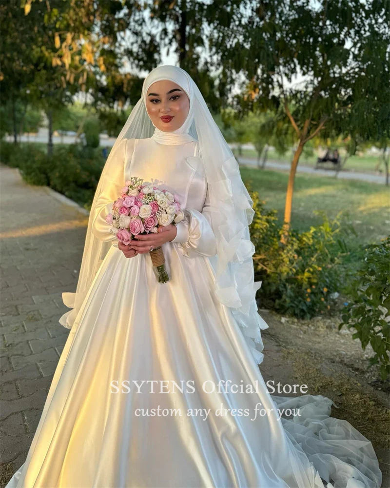Muslim A-line Wedding Dresses High Collar Satin Bride Gown Floor Length Bridal Dress Long Sleeves Custom robe de mariée Ivory