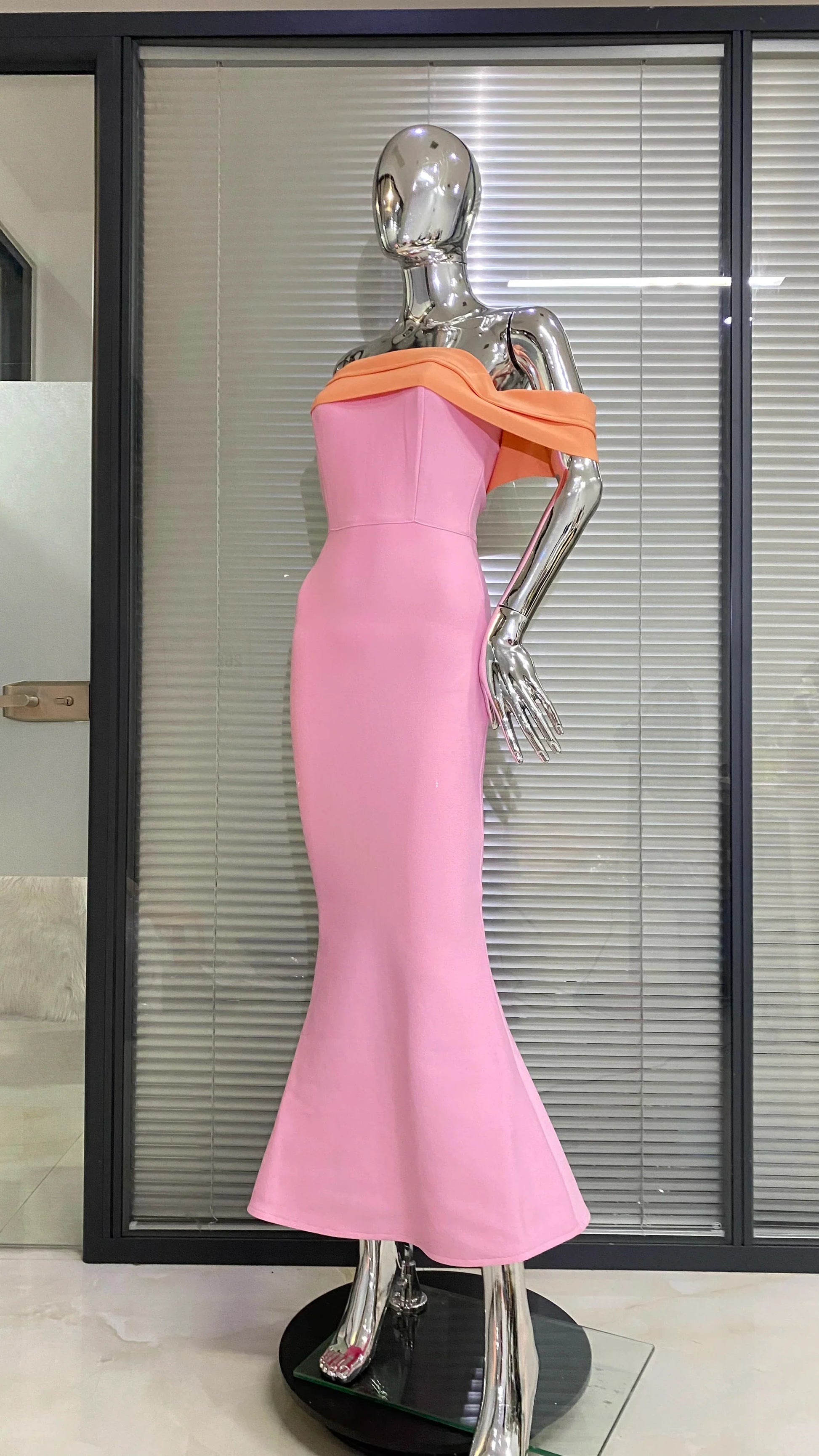 2023 New Arrival Pink Color Women Sexy Off the Shoulder Bodycon Bandage Long Maxi Dress Celebrate Evening Party Birthday Dress