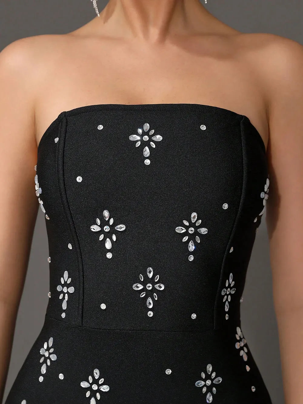 2024 Sexy Women'S Light Luxury Rhinestone Bandage Dress Strapless Sleeveless Bodycon Backless Long Dress Christmas Party Vestido