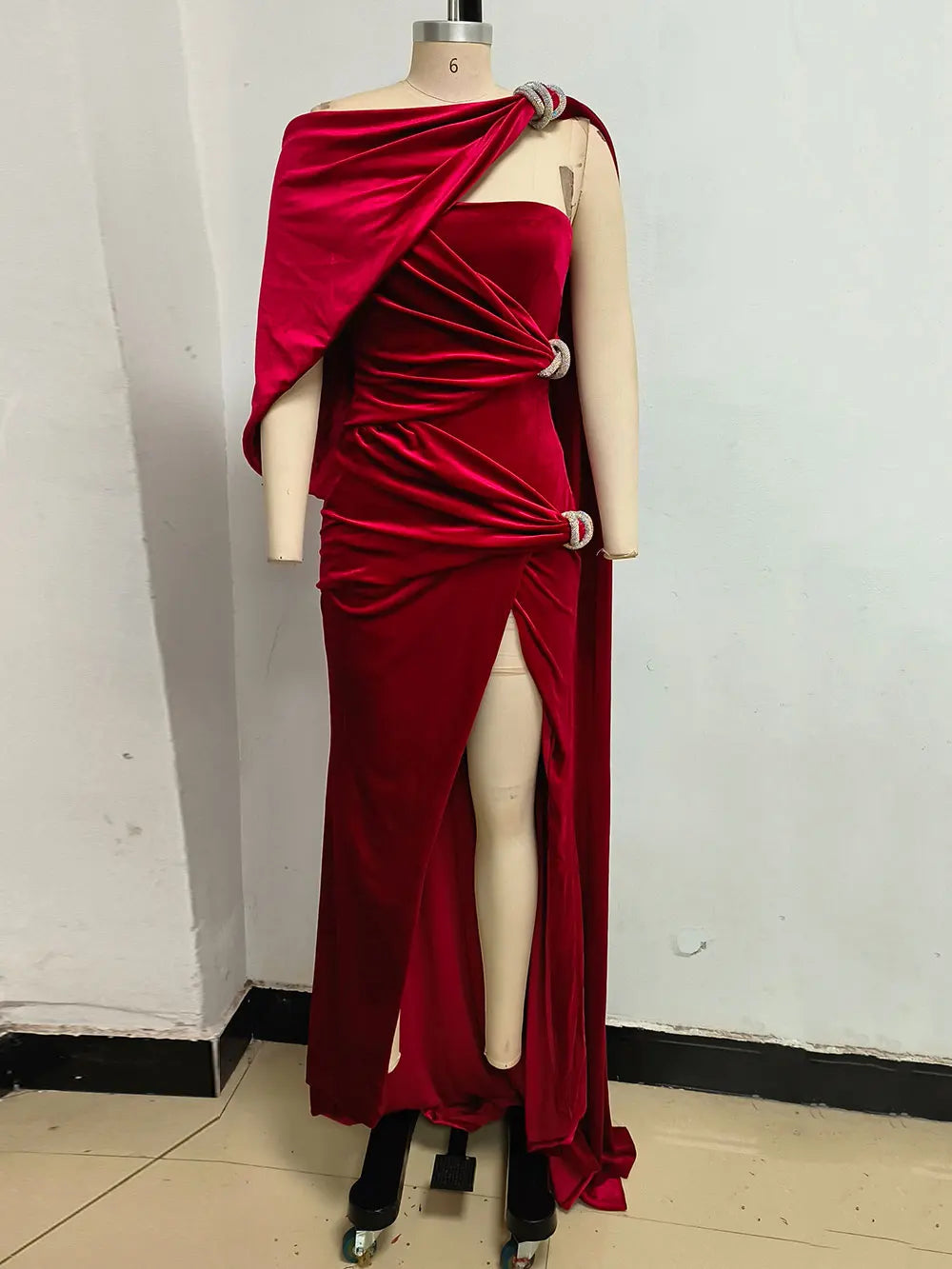2024 Sexy Women's Evening Party Wine Red Velvet Marx Dress Shawl Design Bodycon Draped Split Body Long Dress Christmas Vestidos Claret