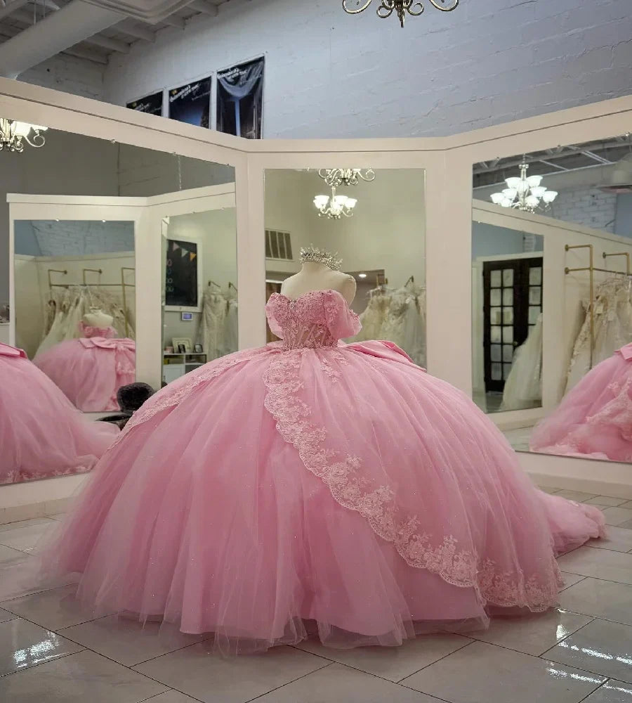 Fluffy Pink Lace Quinceanera Dresses 2025 Masquerade Ball Gown Batas de 15 Quinceañera Debutante Xv Anos Sweet 16 Customized