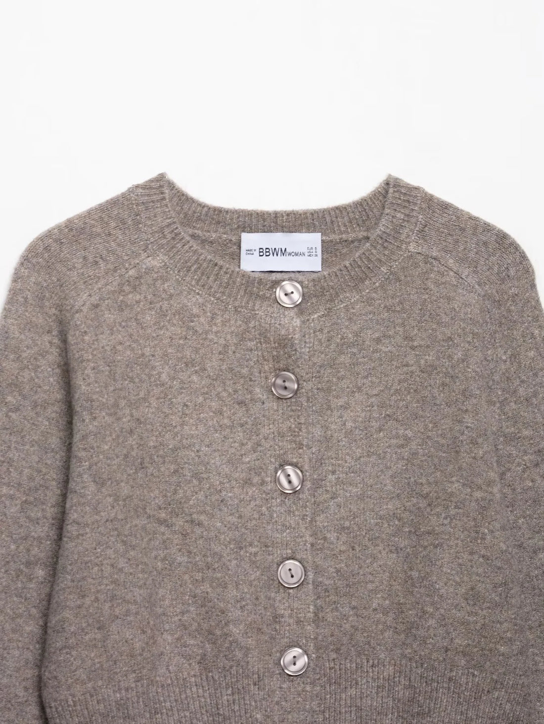 New women's versatile single breasted soft long sleeved round neck knitted jacket fashionable versatile sweater