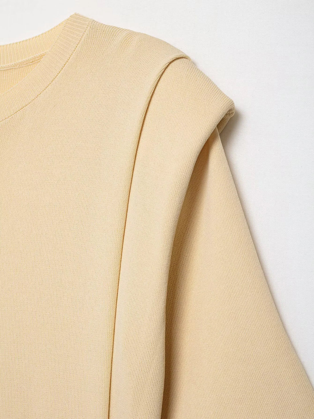 2025 Autumn New Product Women's Clothing Style Versatile Shoulder Pad Round Neck Short Sleeve Knitted Top