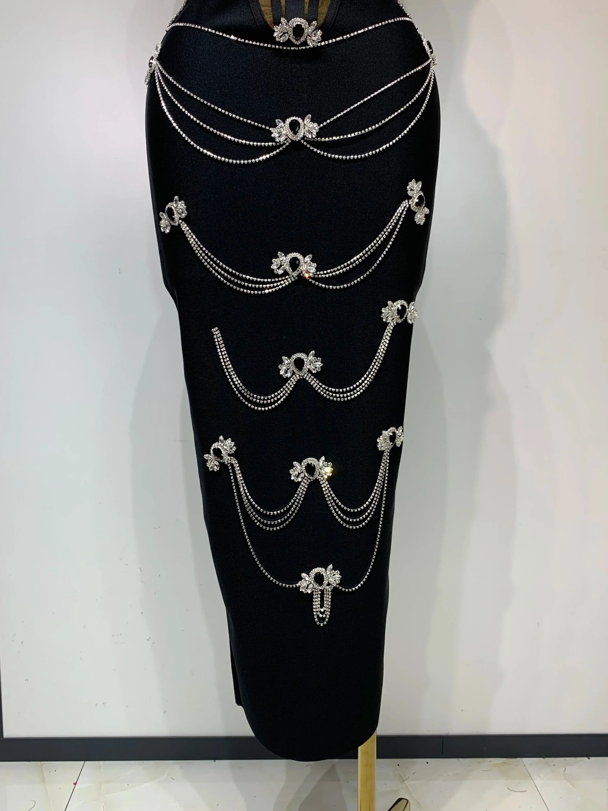 New Spaghetti Strap Bodycon Bandage Dress Women Sexy Sparkly Beading Club Evening Party Birthday Dresses Wedding Guest Gown