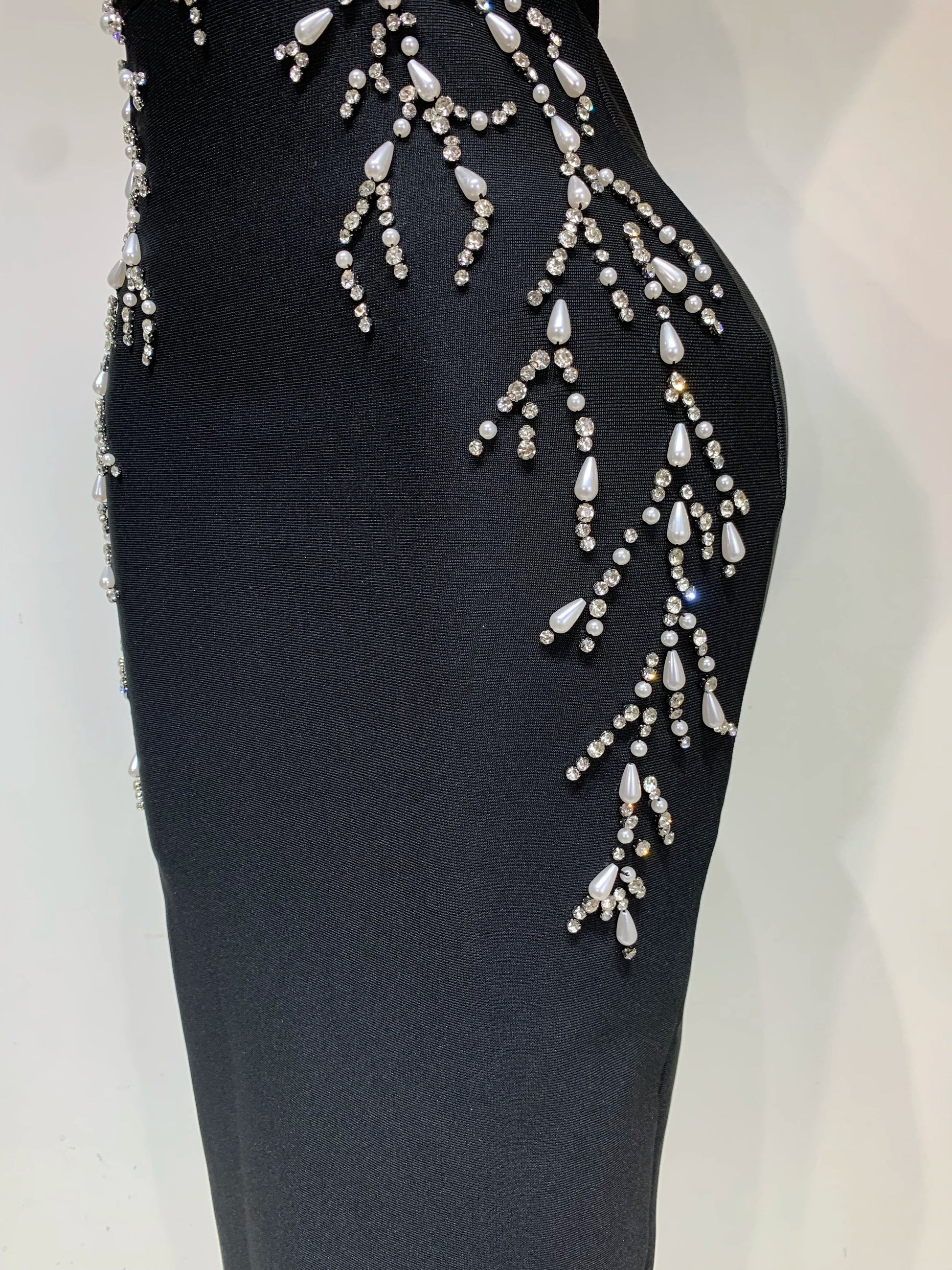 Women Sexy V Neck Black Beading Maxi Long Bodycon Bandage Dress Celebrity Elegant Evening Club Party Luxury Birthday Dress