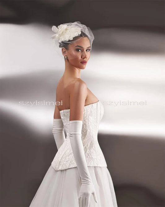 Simple Strapless A-Line Wedding Dress Sleeveless Tull Skirt Back Zipper Bridal Gown Customized For Wedding robe de mariée