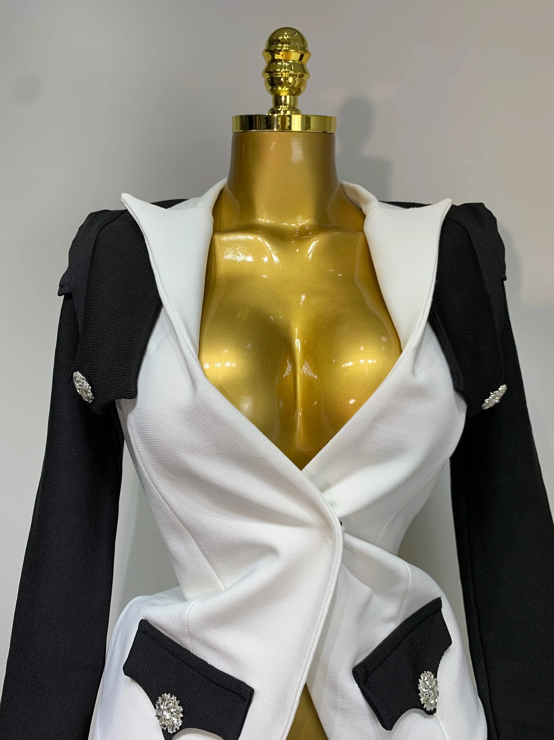 New Designer Fashion Black White Bandage Jacket Two Piece Set Women Slim Fit Diamond Button Suit Jackets Coat