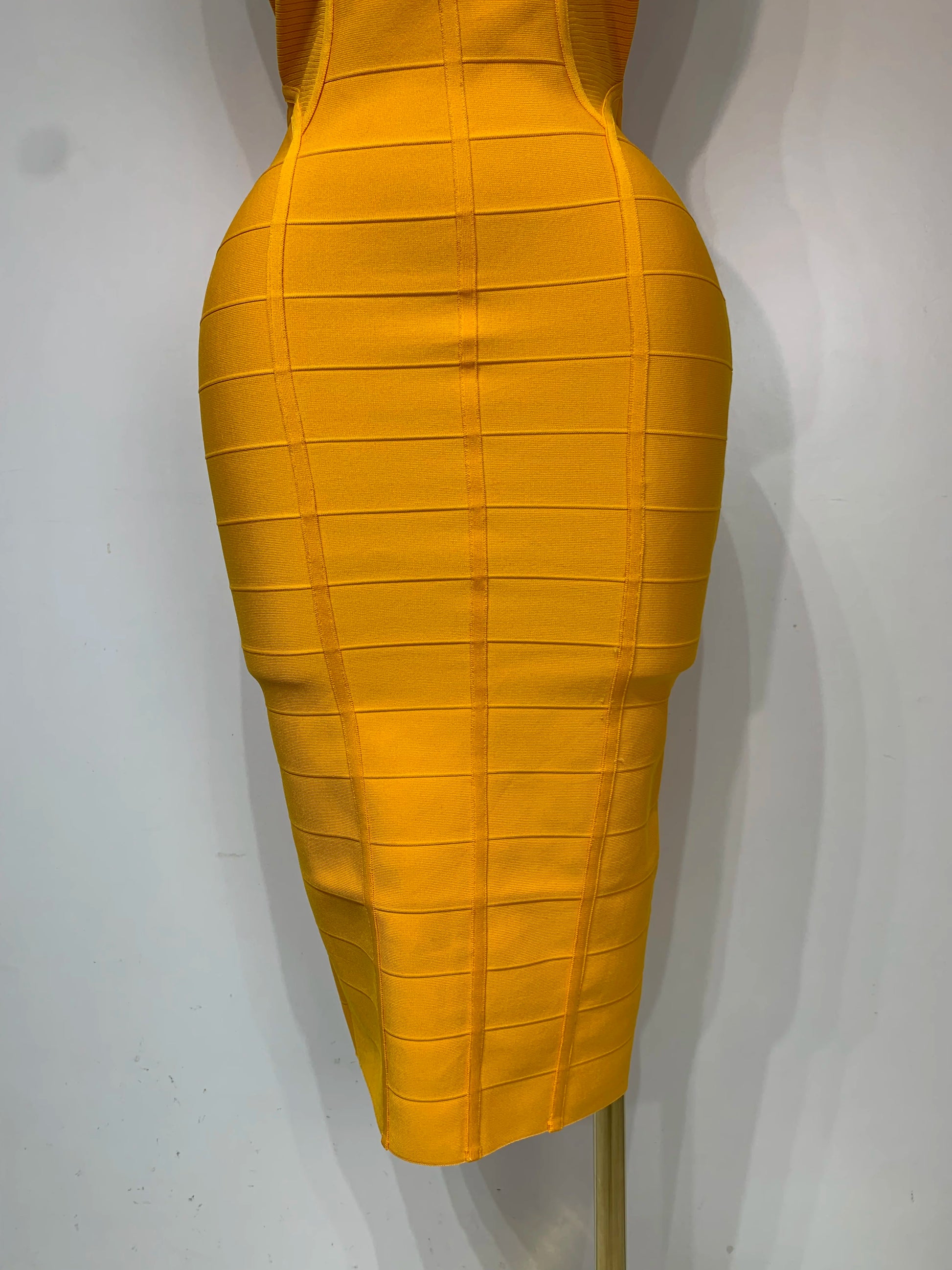 Women Sexy Backless Bandage Midi Dress Fashion Halter Sleeveless Backless Bodycon Club Evening Party Wedding Guest Dresses