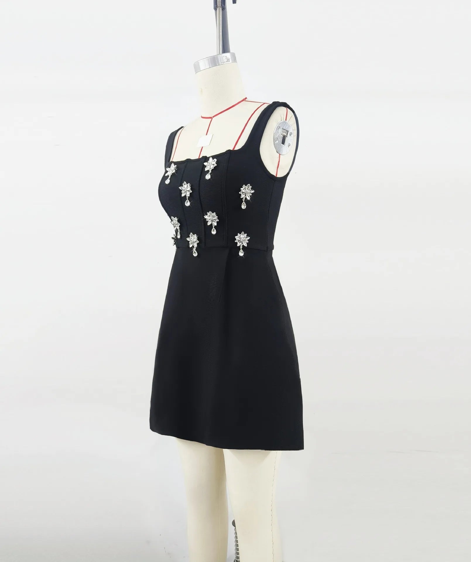 High Quality Women Sleeveless Sexy Square Collar A-Line Bodycon Mini Dress Fashion Celebrate Birthday Party Evening Dress