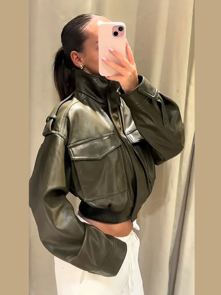 Vintage Women's Bomber Jacket Stand Collar Zipper Short Leather Jacket Epaulet Long Sleeve Loose Coats Fashion Autumn Streetwear