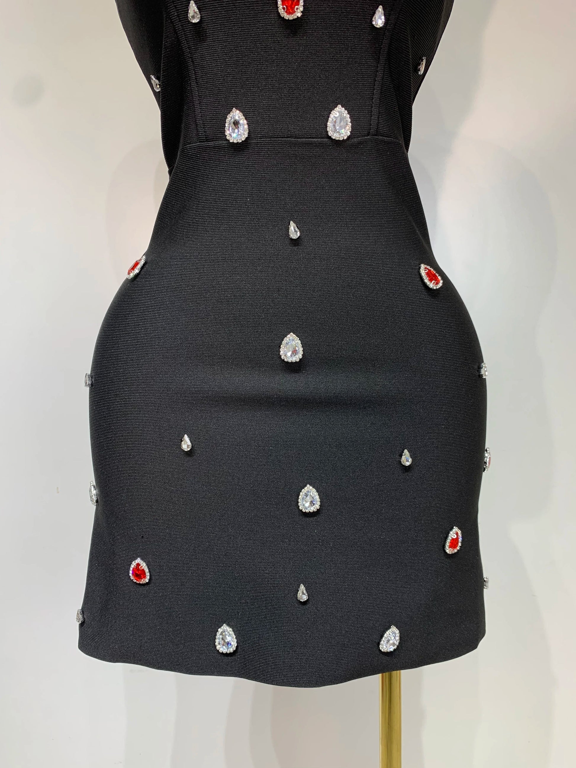 Women Sexy Strapless Colorful Crystal Bodycon Mini Bandage Dress Spring Elegant Party Celebrate Birthday Outfit