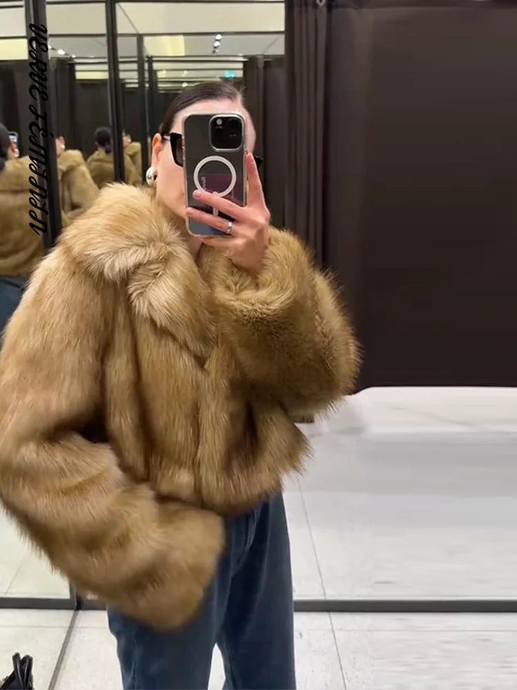 Women's Winter Coats Lapel Long Sleeve Faux Fur Coat Autumn 2025 Female Short Covered Button Loose Bomber Jacket Retro Outerwear