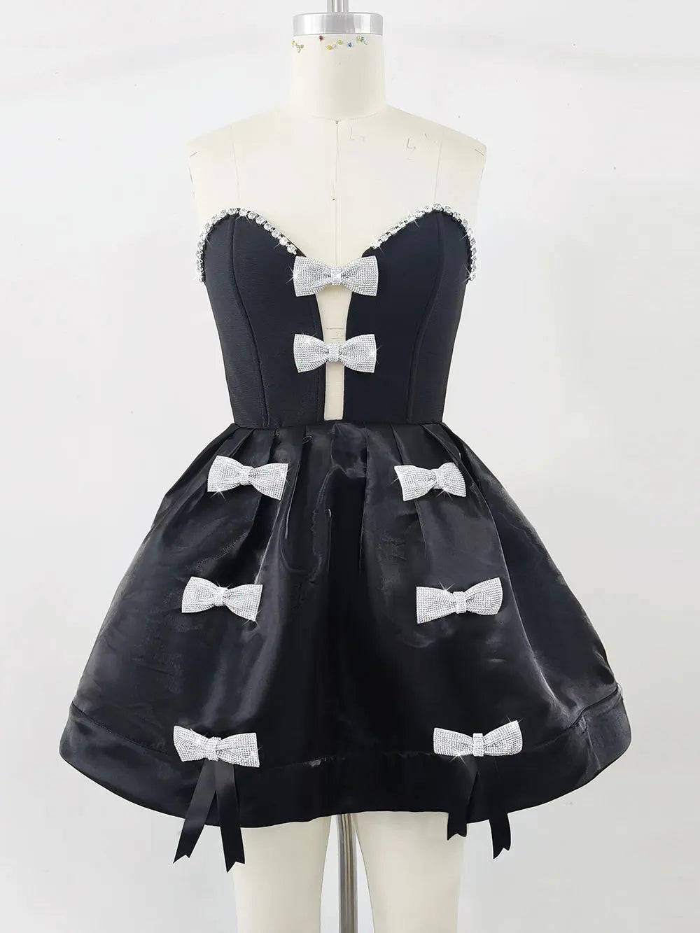 Spring Women's White Puff Dress Strapless Sleeveless Three Dimensional Bow Design A-line Mini Dress Evening Party Vestidos