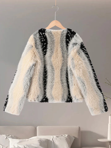 Faux Fur Patchwork Jacket Autumn 2025 Female Furry O-neck Long Sleeve Loose Coat Women's Winter Coats Fashion Ladies Outerwears