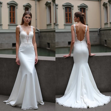 Mermaid Fit-and-Flare Wedding Dress for Plus Size Brides with Curves