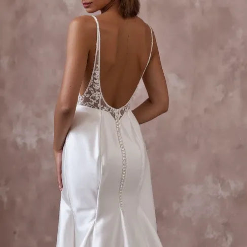 Mermaid Wedding Dress for Brides Who Want a Hollywood-Inspired Style