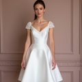 Glamorous Mini Short Wedding Dress with Crystal Beading for a Luxurious Bridal Look