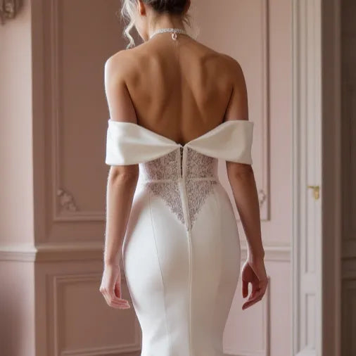 Mermaid Wedding Dress with a Modern Cut for Trendy and Stylish Brides