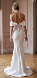 Mermaid Wedding Dress with a Modern Cut for Trendy and Stylish Brides