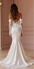 Mermaid Bridal Gown with a Flattering Fit for Hourglass Brides