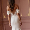 Mermaid Fit-and-Flare Wedding Dress for an Elegant and Feminine Look