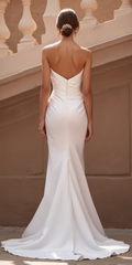 Mermaid Wedding Dress with a High Slit for a Fashion-Forward Look