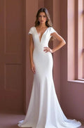 Mermaid Wedding Dress with a Glamorous and Sparkling Beaded Design