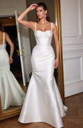 Mermaid Wedding Gown with Intricate Beading for a Touch of Luxury