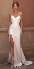 Glamorous Mermaid Wedding Dress with Stunning Embellishments